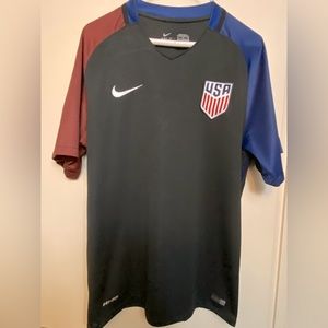 Nike Black, Red, and Blue Men's Jersey